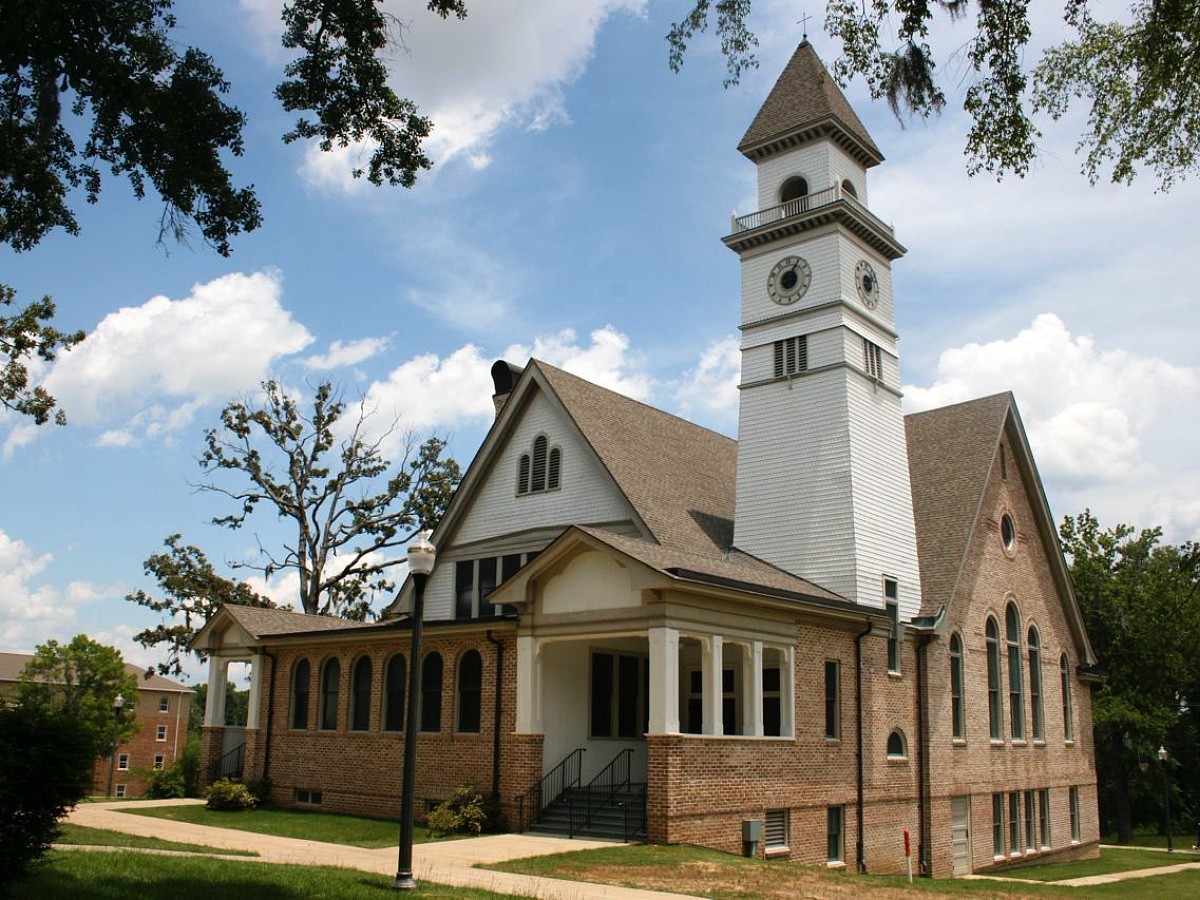 Commercial roofing in Tougaloo, MS